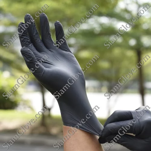 Latex glove for medical, laboratory, and industrial use, durable and flexible for protection.